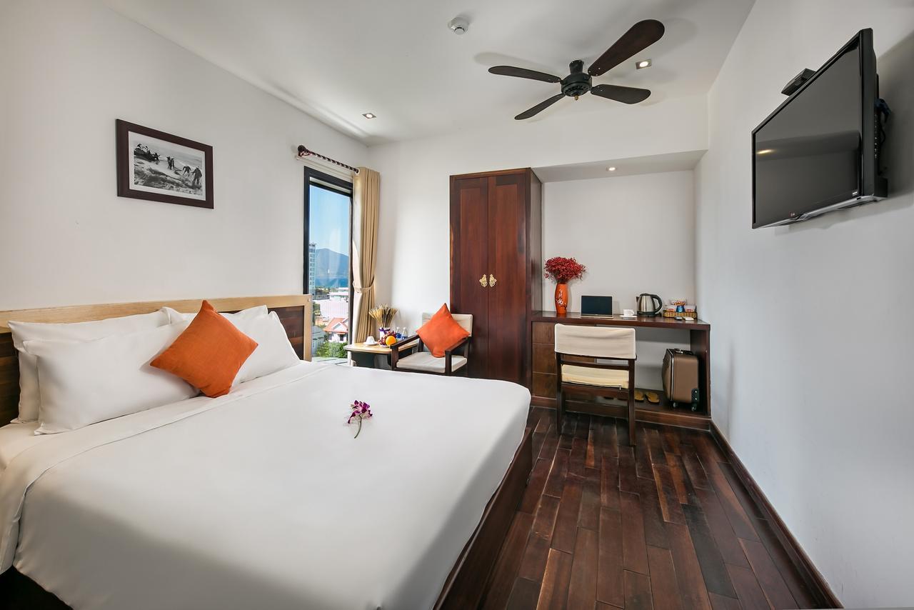 Sea Flower Hotel Da Nang Exterior foto