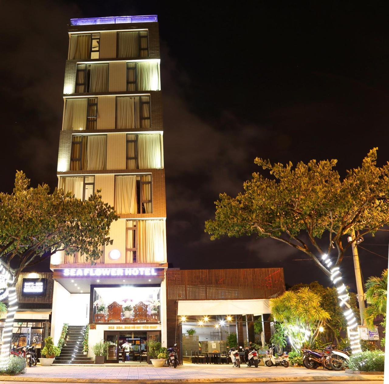 Sea Flower Hotel Da Nang Exterior foto